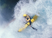 开云体育平台APP-黄蜂火力全开压制猛龙，英超争冠悬念再起焦点战