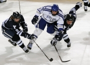 开云体育中国-双雄并立，C罗领袖气质定乾坤，巴萨高压哲学显真章