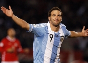 开云体育中国官网-东决关键战之夜，莫兰特末节接管比赛，一人一城，一战封神