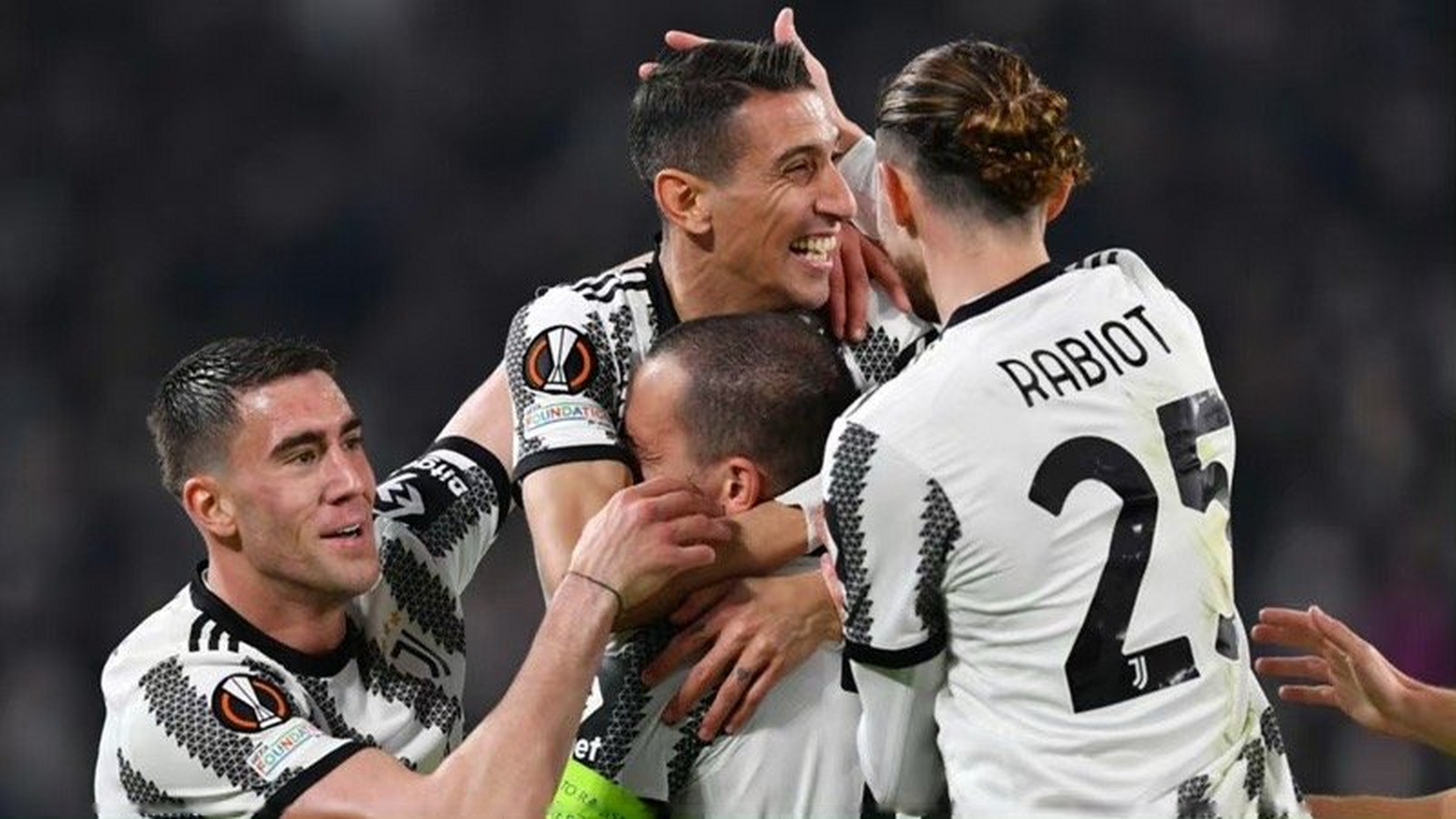 尤文强势曼城，迪马利亚打破历史纪录的简单介绍