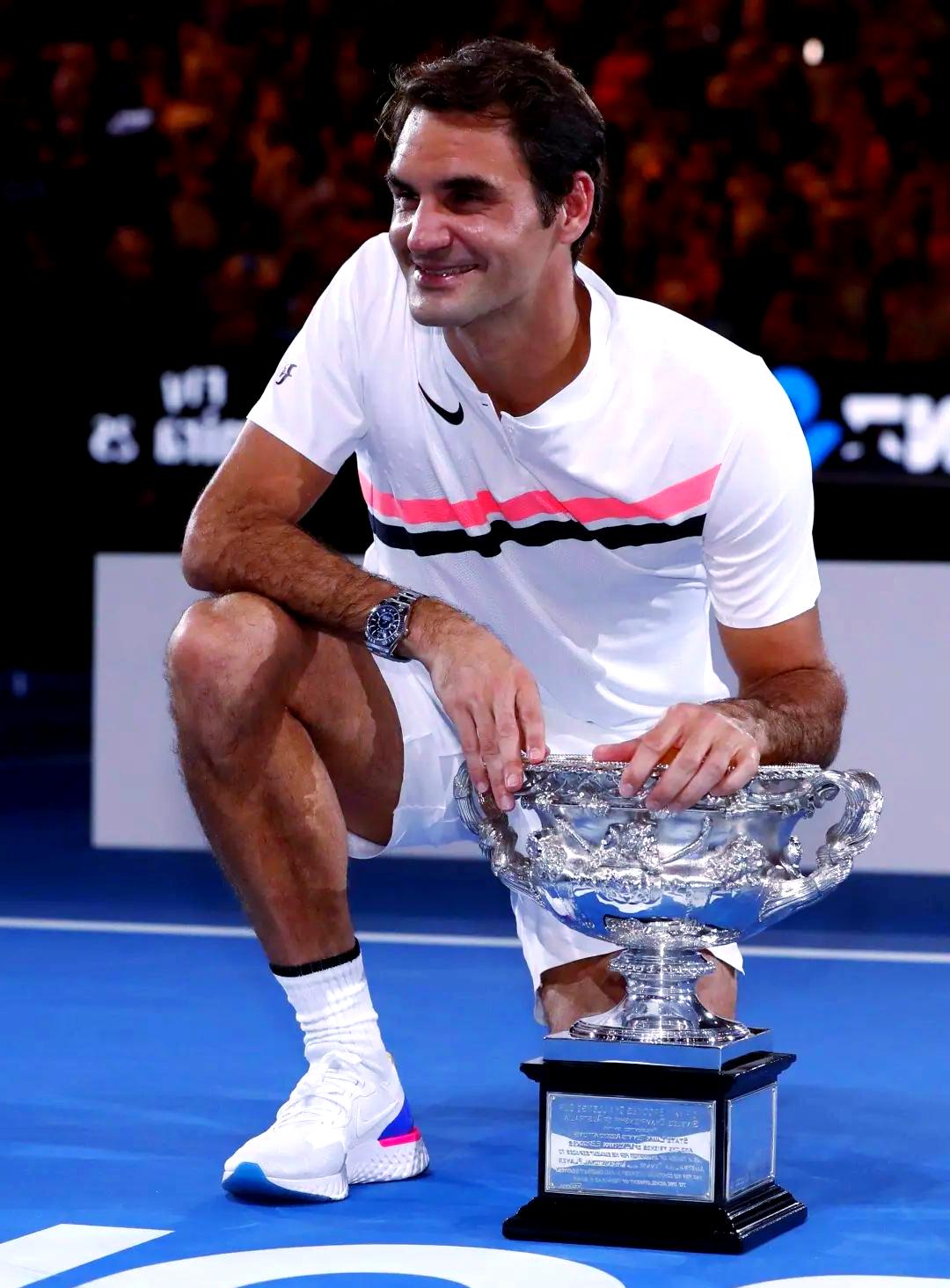 日本网球队力克西班牙网球队，费德勒惊艳世界