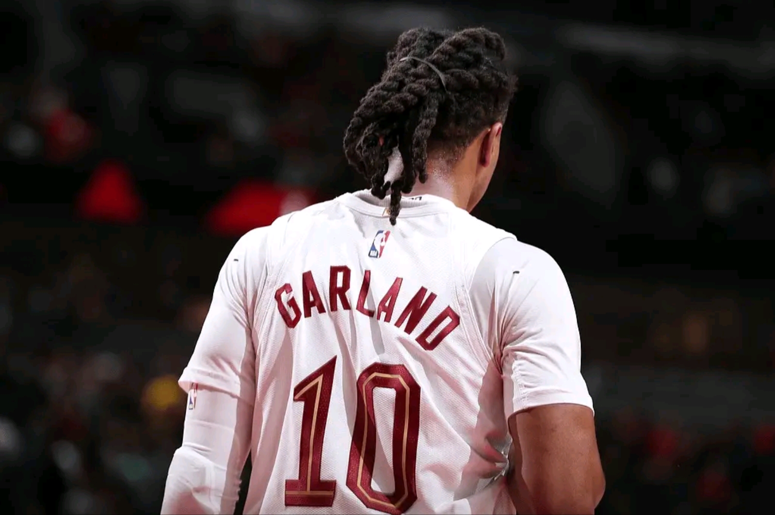 公牛碾压四川队,米切尔惊艳四座的简单介绍 公牛碾压四川队,米切尔惊艳四座的简单介绍