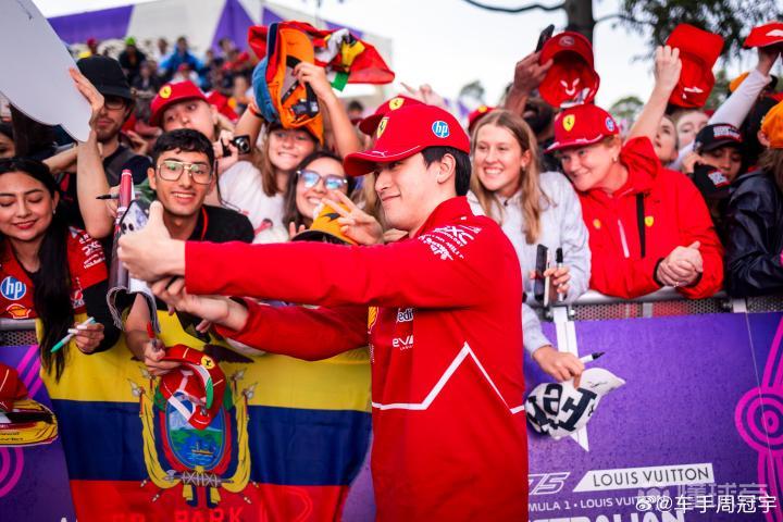 关于梅赛德斯险胜威廉姆斯，周冠宇扛起全队的信息