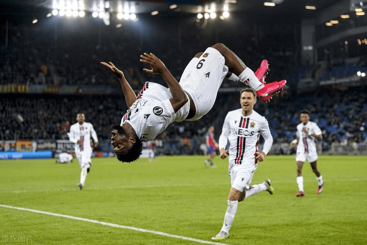 欧预赛：俄罗斯险胜斯洛文尼亚，顽强抢得宝贵三分的简单介绍