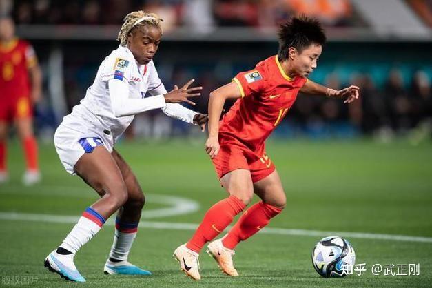 英格兰女足新赛季引期待,球迷备战解析关键对局的简单介绍 英格兰女足新赛季引期待,球迷备战解析关键对局的简单介绍