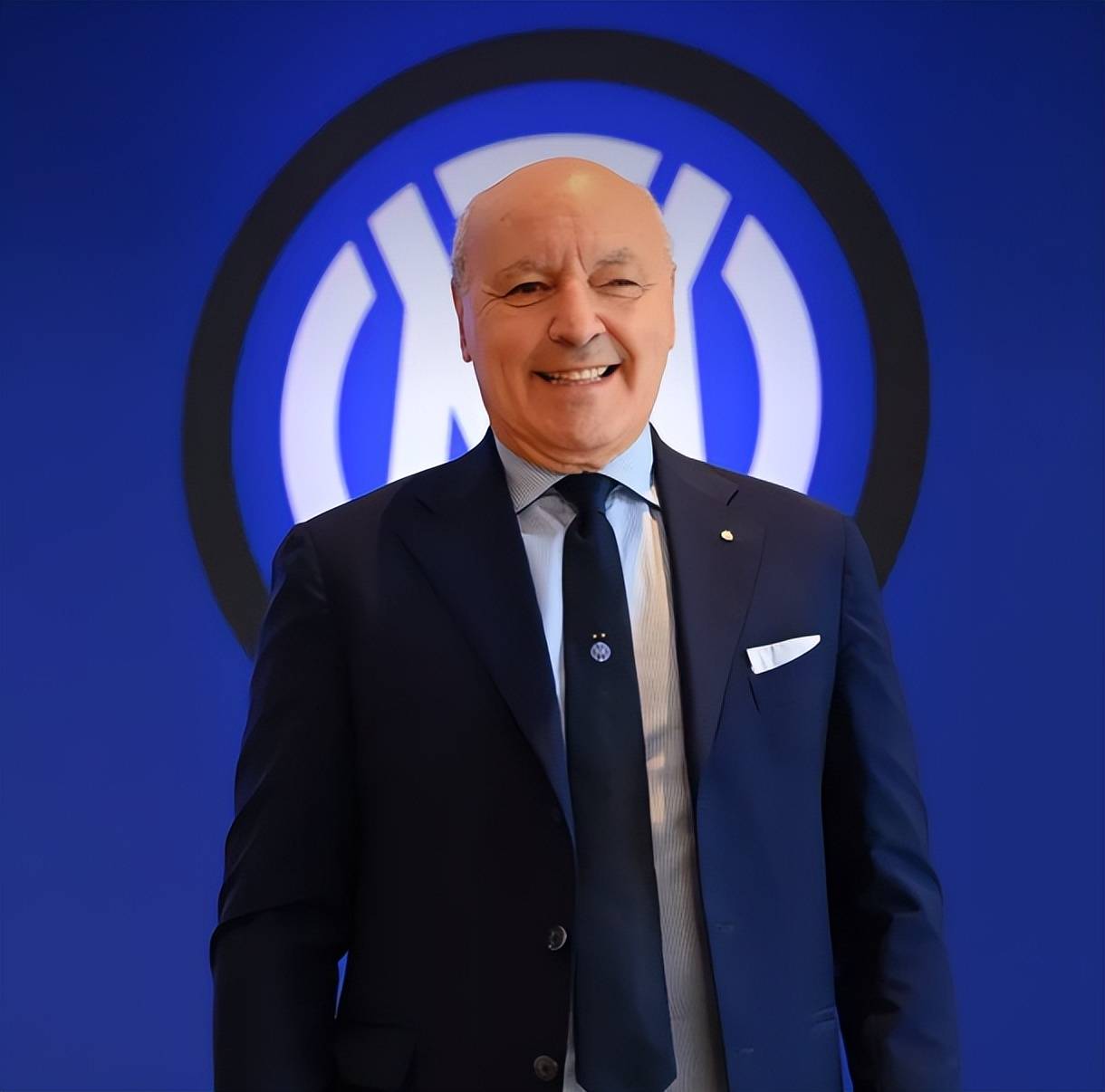 马赛球员因纪律问题将缺席重要比赛