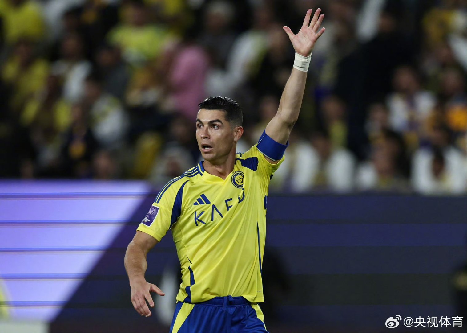 C罗压哨绝杀,尤文图斯豪取胜利 C罗压哨绝杀,尤文图斯豪取胜利