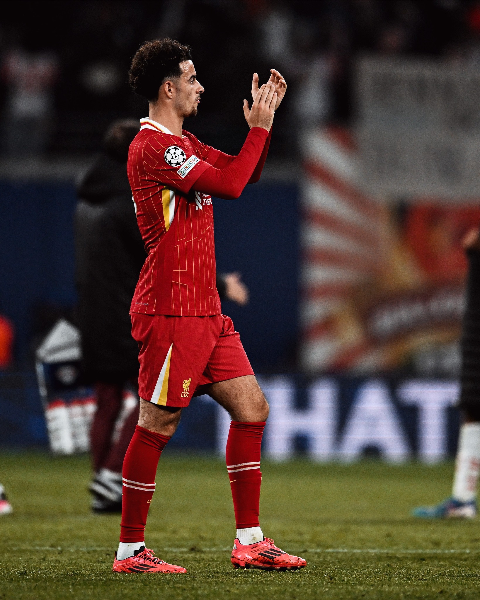 利物浦晋级，卫冕之路再启