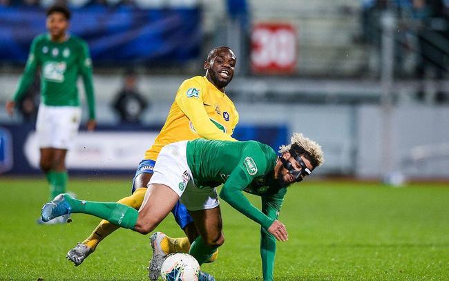 瓦朗谢恩精英球员受伤，球队实力受损的简单介绍