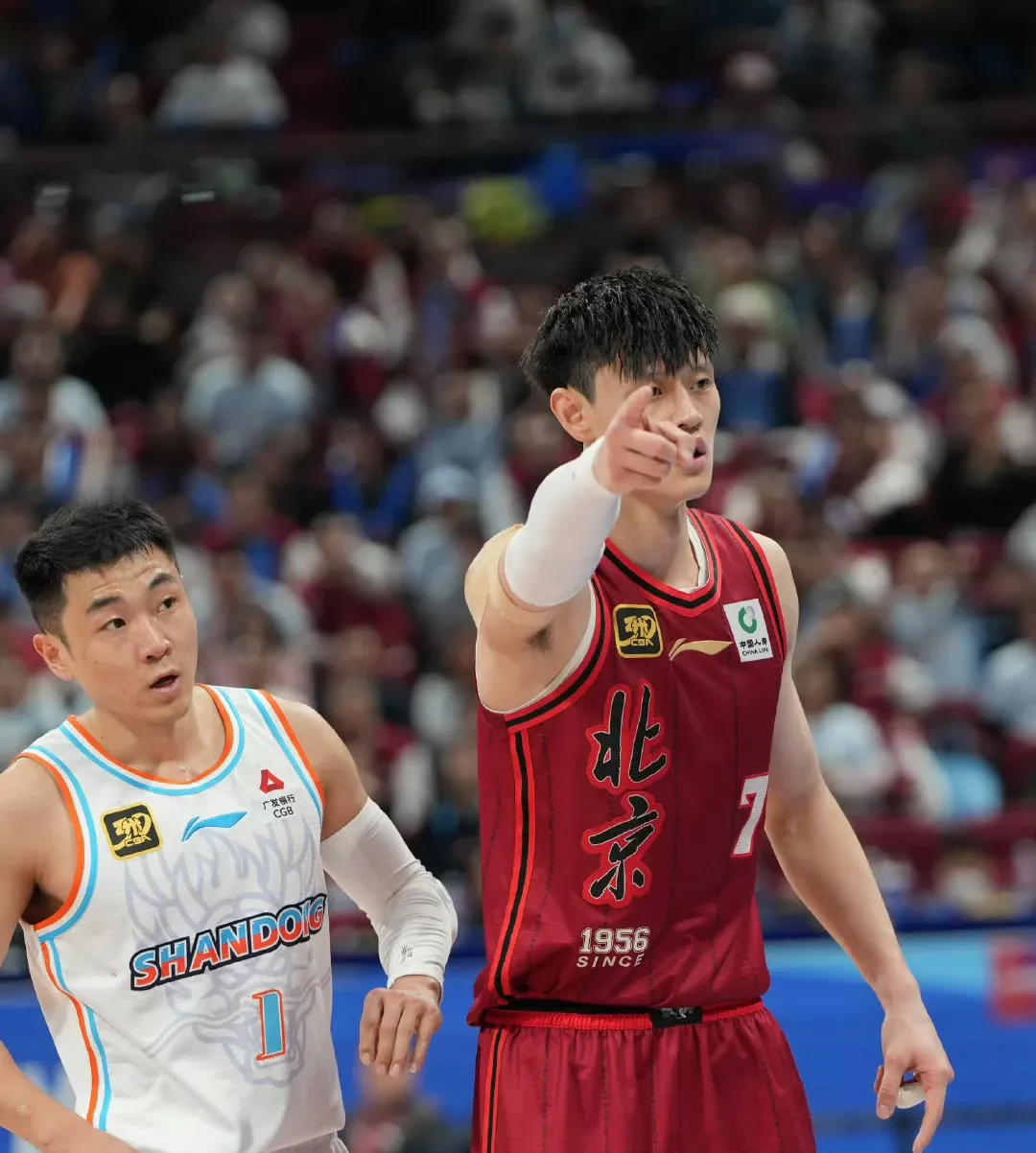 青岛队翻盘山东队,张镇麟扛起全队 青岛队翻盘山东队,张镇麟扛起全队