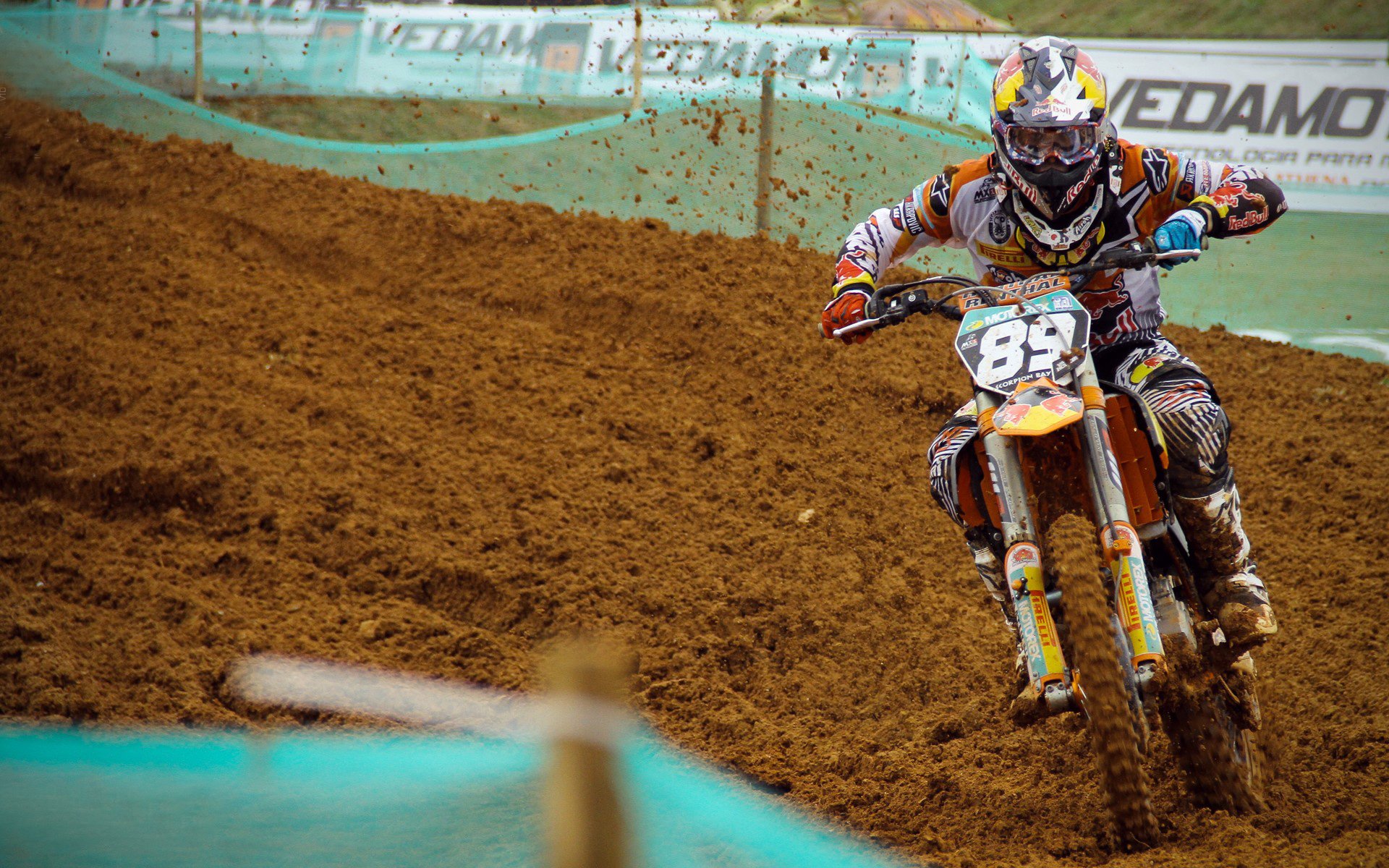 铁血那不勒斯锁死黄色潜水艇，卡拉斯科闪耀全场导演战术胜利