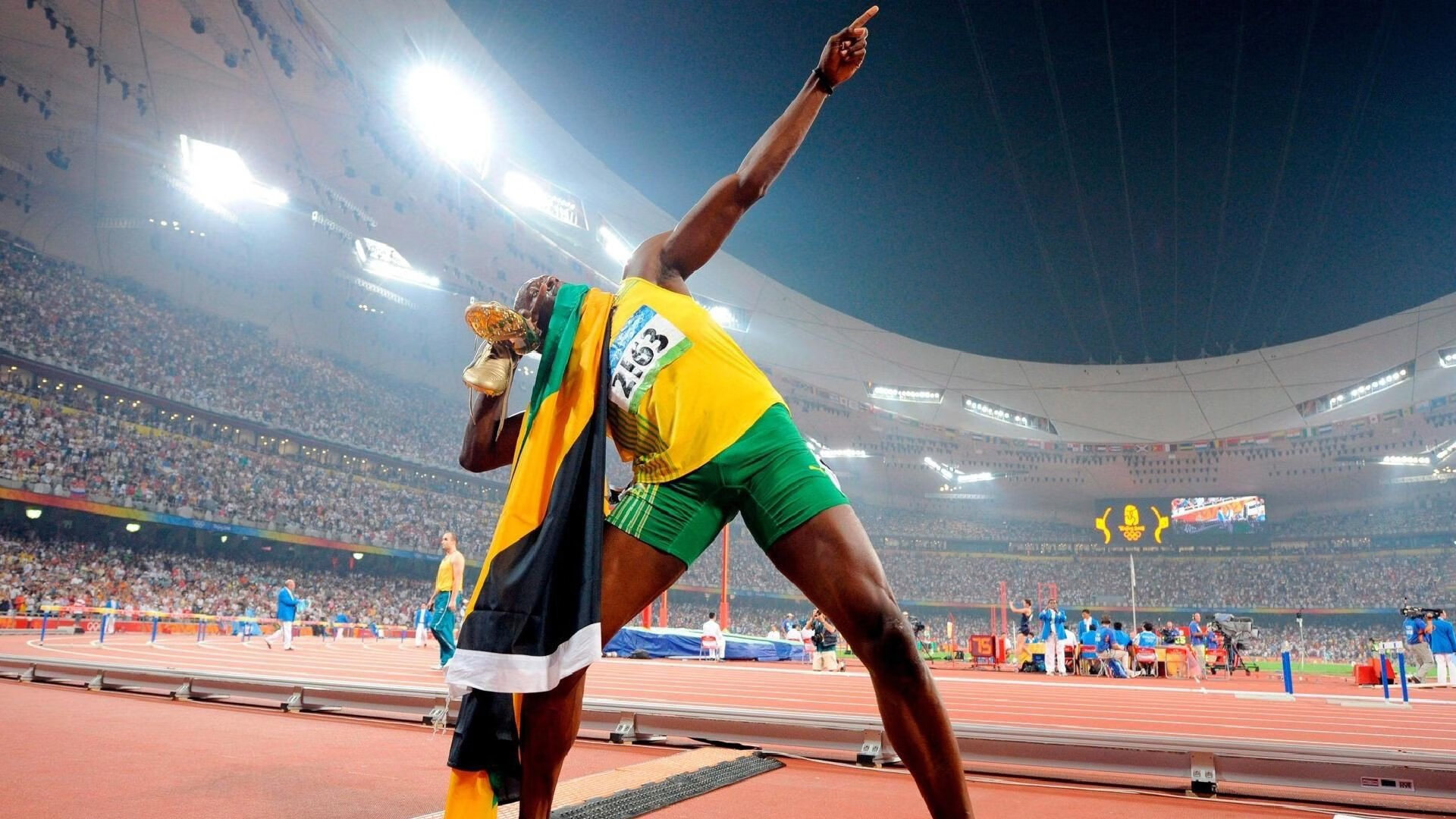 克瓦拉茨赫利亚点燃NBA季后赛之夜,当欧洲足球星光跨界闪耀篮球殿堂