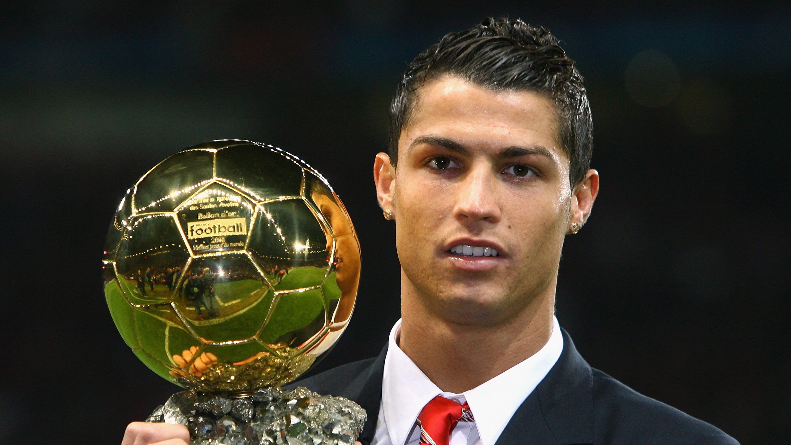 意甲焦点战之夜,切特成为胜负手,一记弧线改写争冠格局