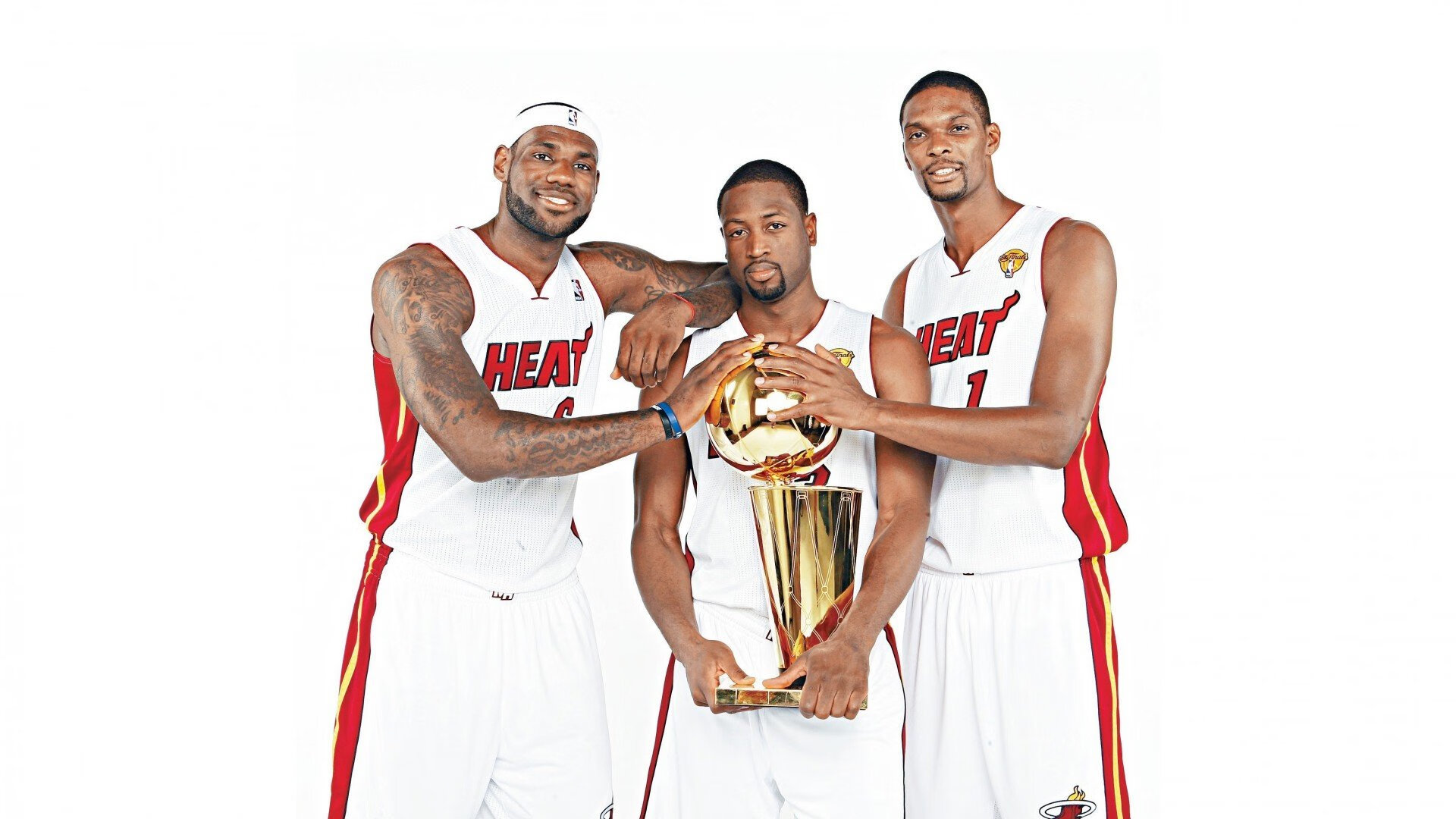 暗夜极速，贝恩在F1街道赛的独舞